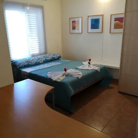 Gasthuis Deluxe Las Marinas (adults Only) 2*